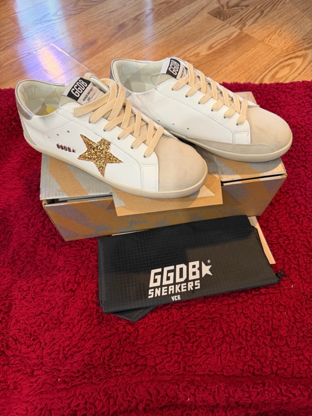 Golden Goose White Low-Top Sneakers with Gold Glitter Star